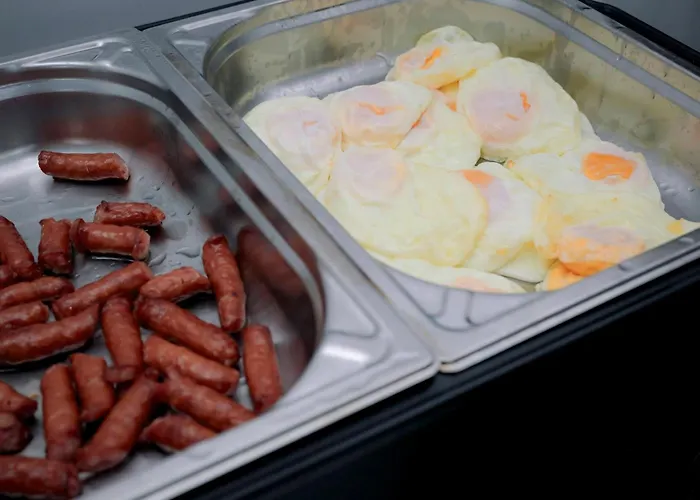 酒店 维斯康蒂军事酒店 3*