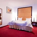 Visconti Militari Szálloda Bukarest