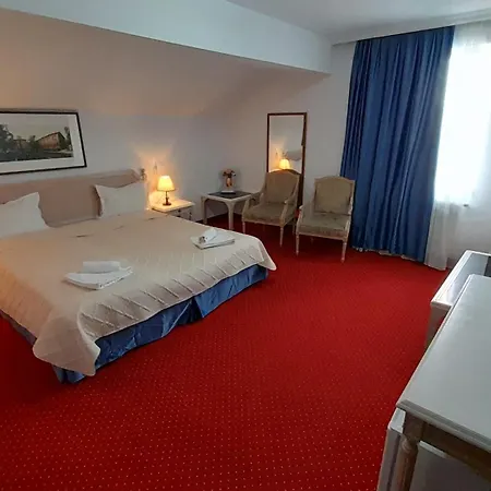 Visconti Militari Hotel