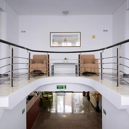 Hotel Visconti Militari 3*