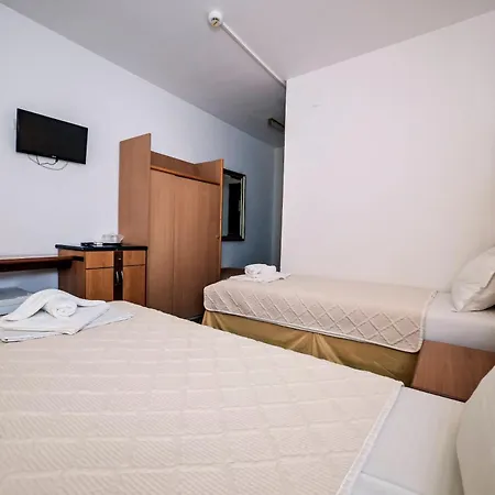 Hotel Visconti Militari 3*