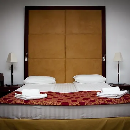 Hotel Visconti Militari Bukareszt