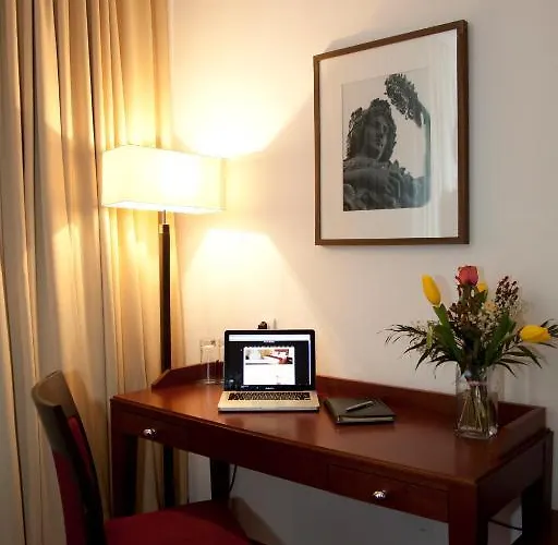 Hotel Visconti Militari 3*