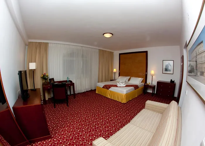 Hotel Visconti Militari 3*