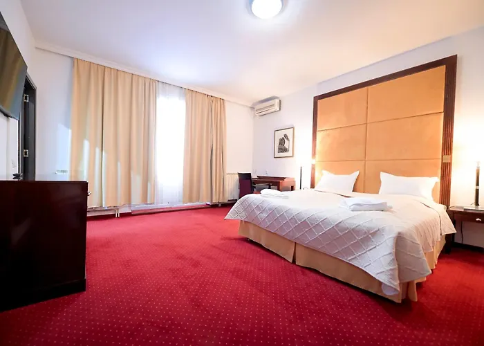 Hotel Visconti Militari 3*