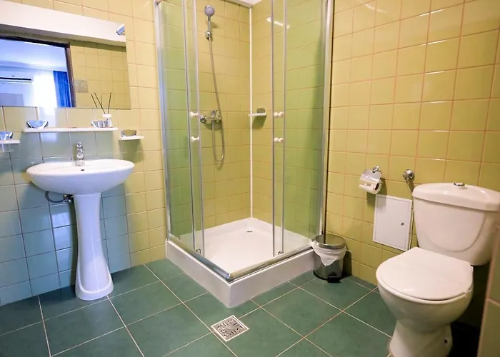 Visconti Militari Szálloda