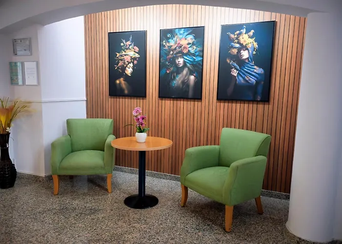 Visconti Militari Hotell 3*