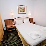 维斯康蒂军事酒店 3* 布加勒斯特